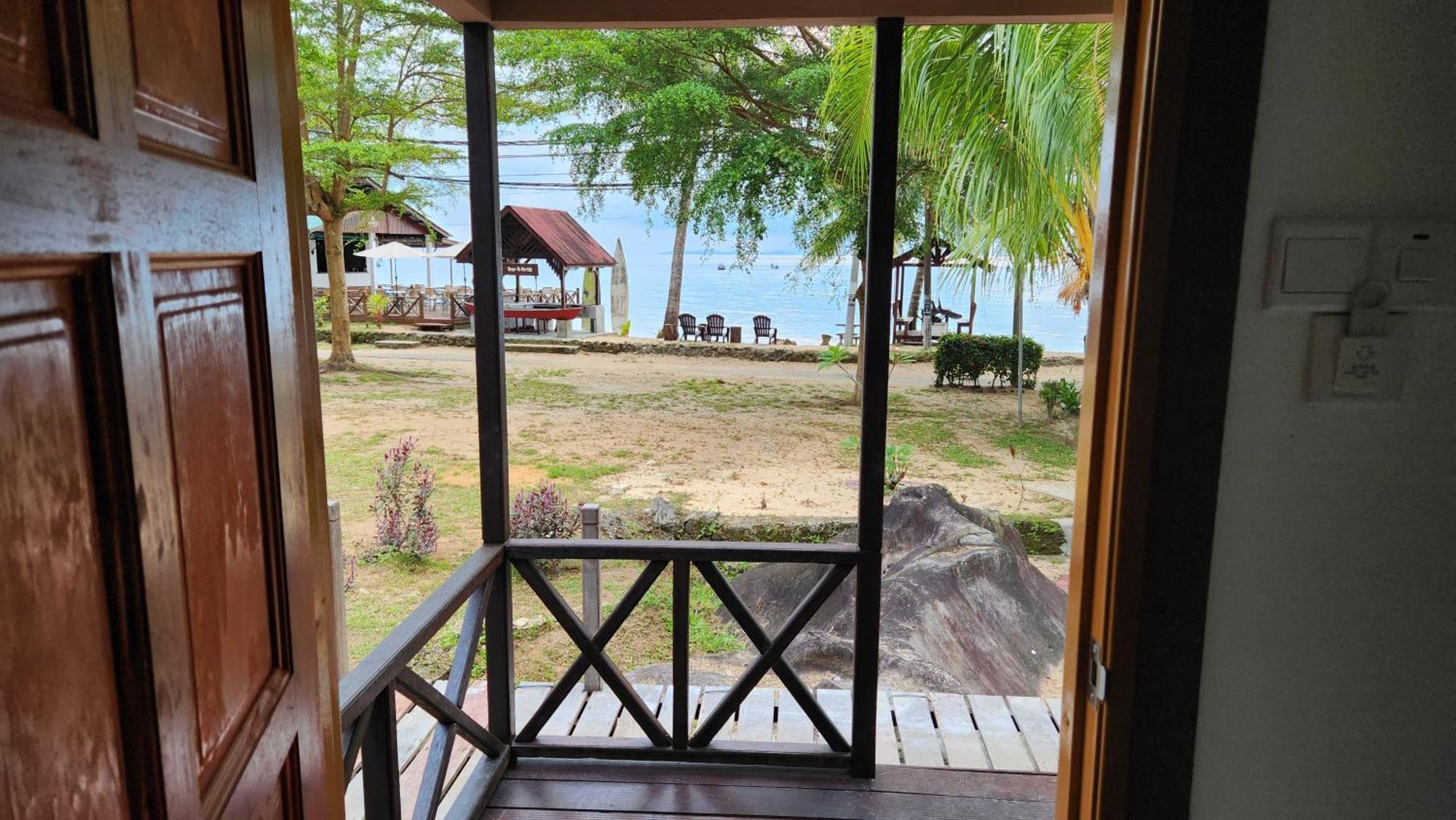 Hotel Dumba Bay Tioman Kampung Genting Exterior foto